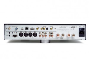 Primare_I32_back_MediaUGRGB